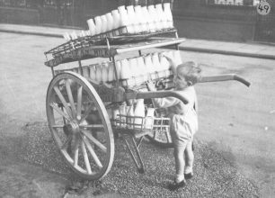 The milk cart in Anson Road Wolverton, with a small child named Ivor Brown, c.1936