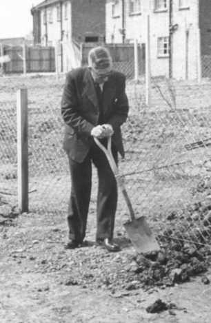 'Pop' Barrow digging the garden in St Andrew's Road