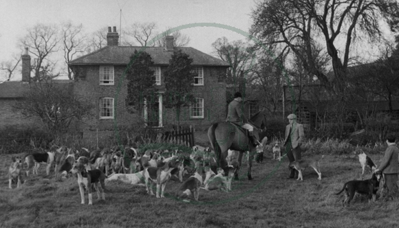 Hunt Meet at Cow Common Farm, Bletchley
