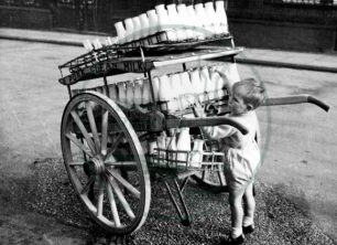 Co-op Milk hand-cart, Wolverton
