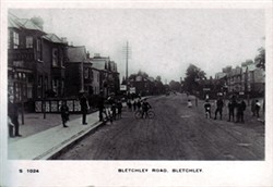 Reproduction postcard "Bletchley Road Bletchley"
