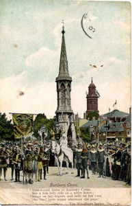 Photographic postcard "Banbury Cross"