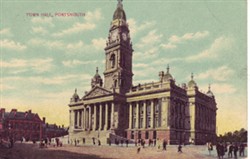 Photographic postcard "Portsmouth Town Hall"