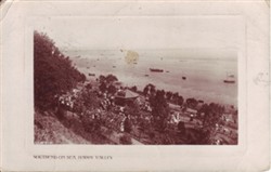 Photographic postcard "Southend On Sea, Happy Valley"