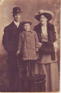 Mr. and Mrs. F.W. Brown with Frank jnr.