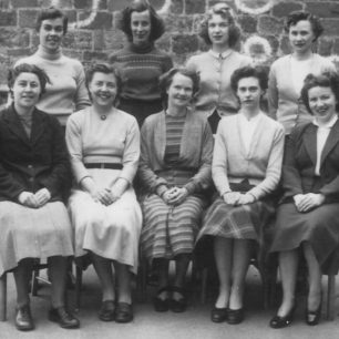 Two groups of teachers - school unknown