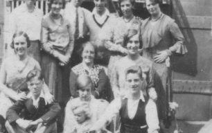 Craddock family with cousins from Bedford in King Edward Street