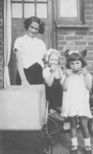 Joy Walker with 2 children evacuated to Old Bradwell in 1940-41.