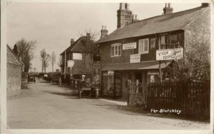 Chandler's Stores , Far Bletchley cross roads