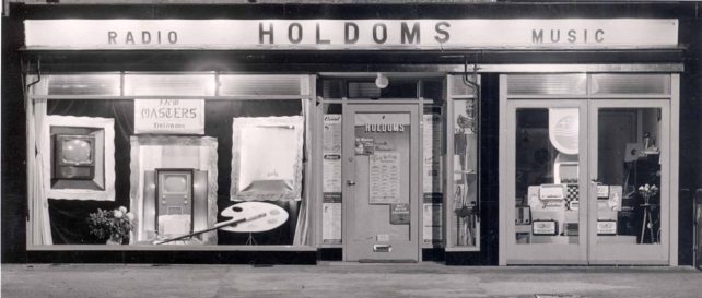 Holdoms Music New Front 1952 night