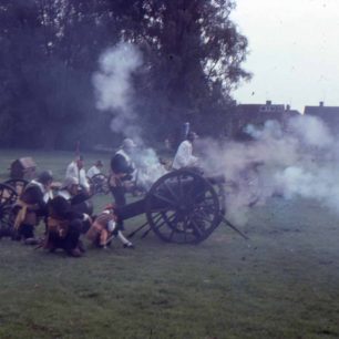 Cannons fired by The Sealed Knot