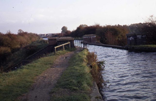 The Grand Union Canal is carried by an aqueduct