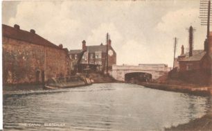 The Canal, Bletchley (with "new" canal bridge)