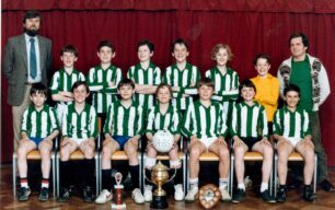 Football team with trophies - 1984/85