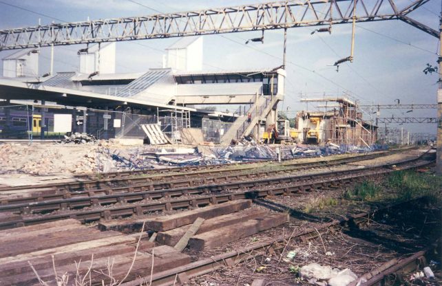 Bletchley Railway Station - demolition