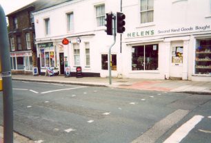 Aylesbury St. Fenny Stratford at pedestrian crossing