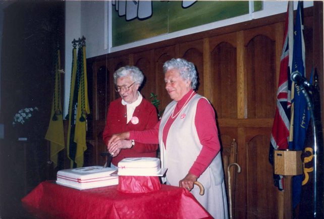Pentecost Festival - cutting the cakes