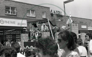 Bletchley Carnival parade on Queensway Saturday 26-06-1976