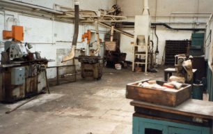 Fitting Shop Grinding Room