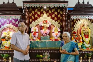 Dr Mylvaganam Veeravahu & Dr Ratneswary Veeravahu -  Leaders in the development of Neath Hill Murugan Temple