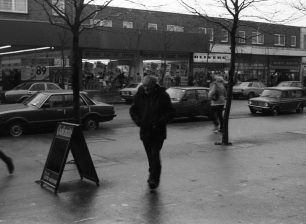 Shops and cars in Queensway, Bletchley