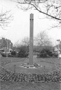 War Memorial - The Square - Wolverton