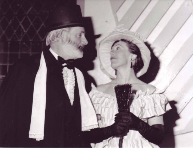 Actors performing in 'The Merry Widow'