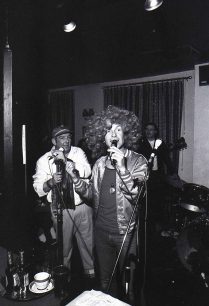 Muzaks in New Bradwell - two singers with band