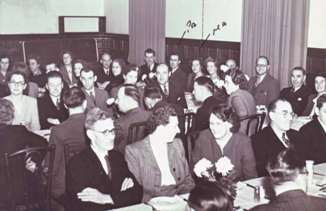 Douglas and Joan Cowlishaw sitting at a dinner
