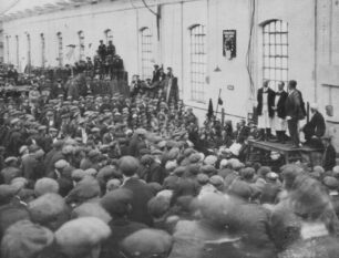 The 1925 Sit-in (Body or Wagon shop)