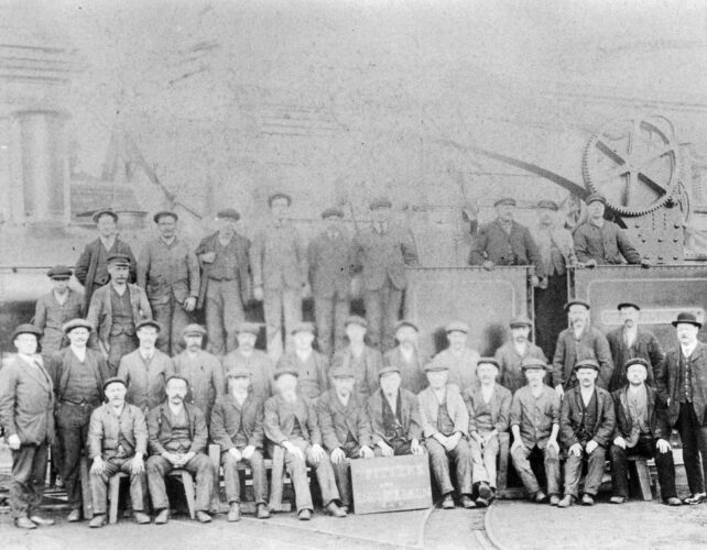 Group photograph, Fitters and Enginemen 1913