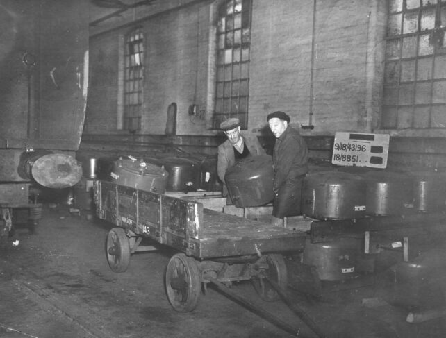 Loading a handcart