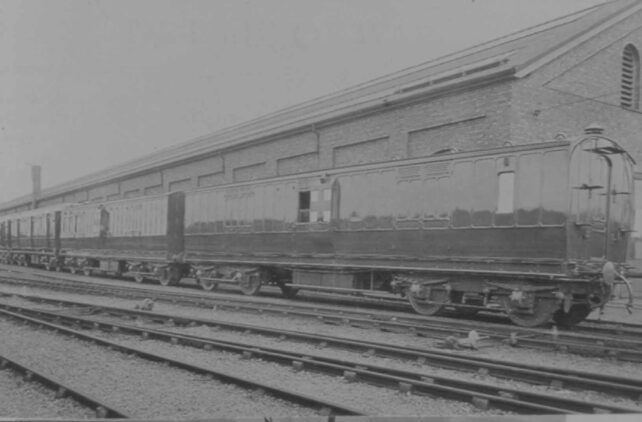 The Ambulance train, exterior