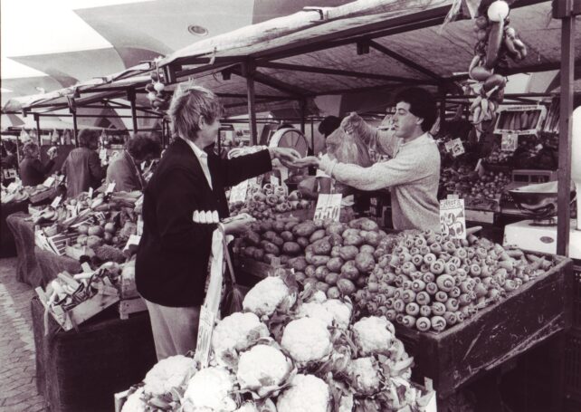 Bletchley Market, Queensway, 16 October 1986