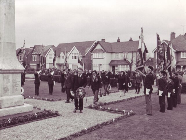 Remembrance Day in Bletchley, 13 November 1986