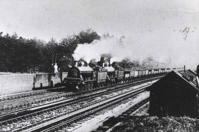 Double headed Freight Train passing over Castlethorpe Water Troughs ...
