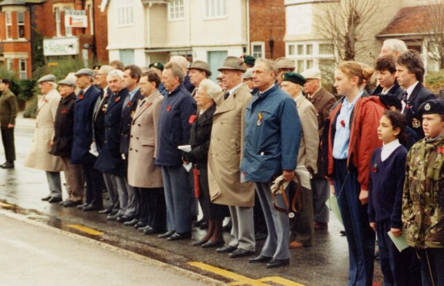 People lining Queensway for the 1990 Remembrance Day parade