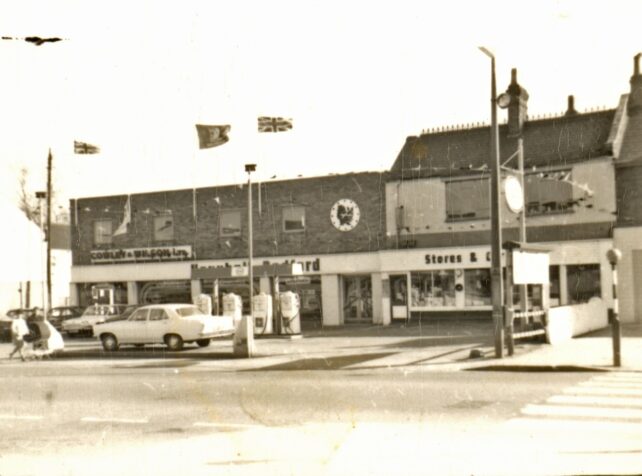 Cowley & Wilson Garage, Queensway, Bletchley 1972