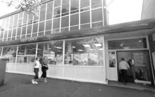 Post Office on Queensway, 2002