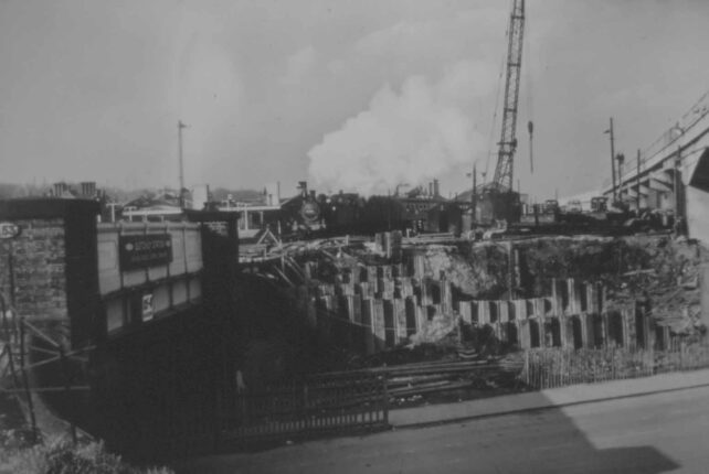Bletchley Road Bridge under construction
