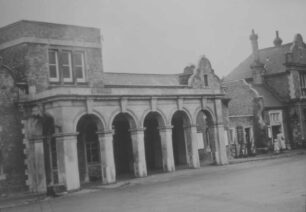Bletchley Station Portico