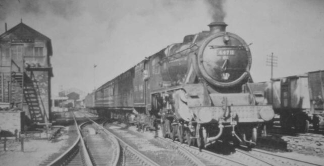 Stanier Class 5 No44711 pass through