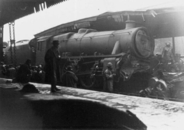 1939 Crash at Bletchley Station