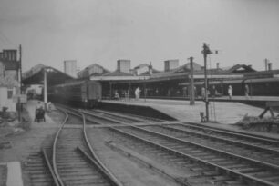 Bletchley Station, South end