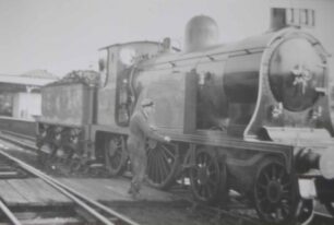 Locomotive on its way to Museum
