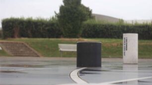 Individual Pillar - Low Black